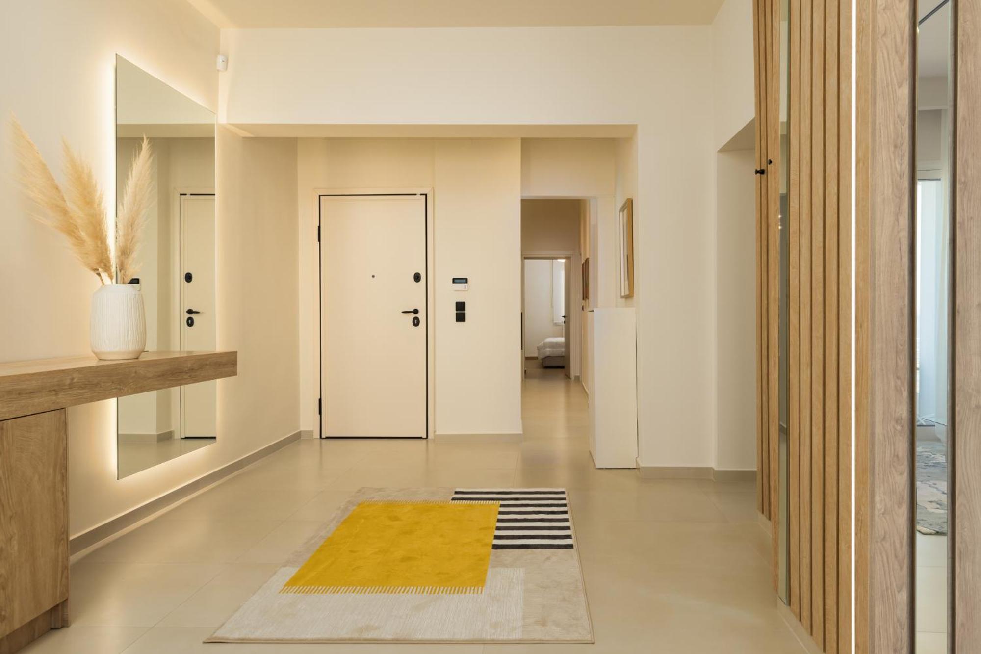 Ivory By Halu! - Elegant 2bd With Sea View Apartment
